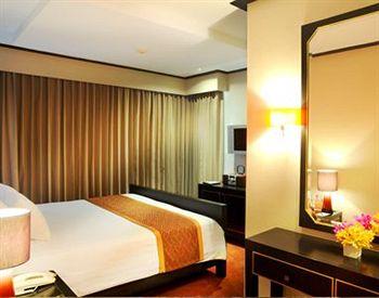 DoubleTree by Hilton Bangkok Ploenchit