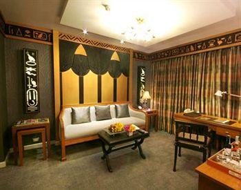 DoubleTree by Hilton Bangkok Ploenchit