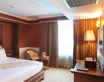 DoubleTree by Hilton Bangkok Ploenchit