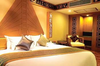 DoubleTree by Hilton Bangkok Ploenchit