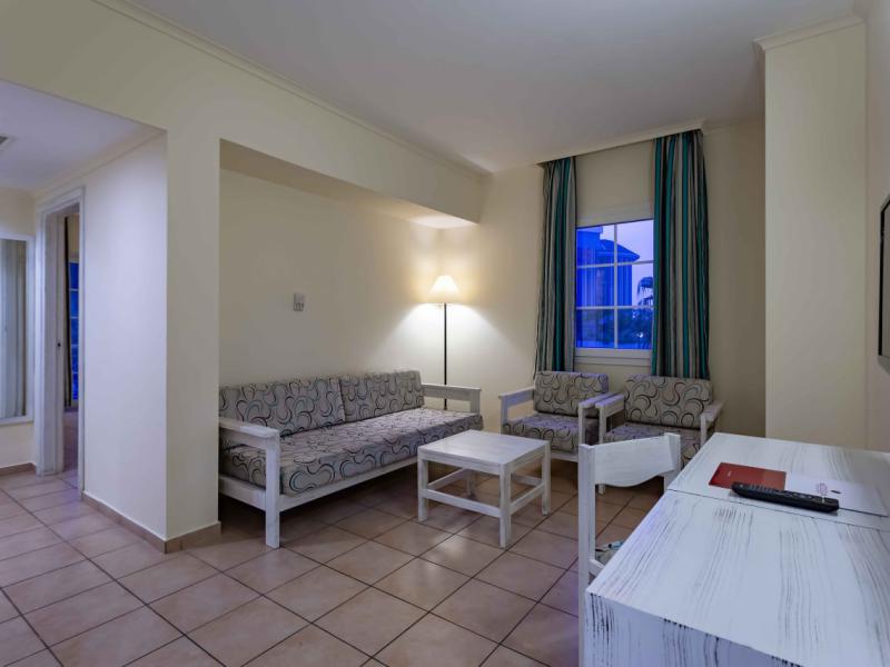 Asteria Family Resort Side