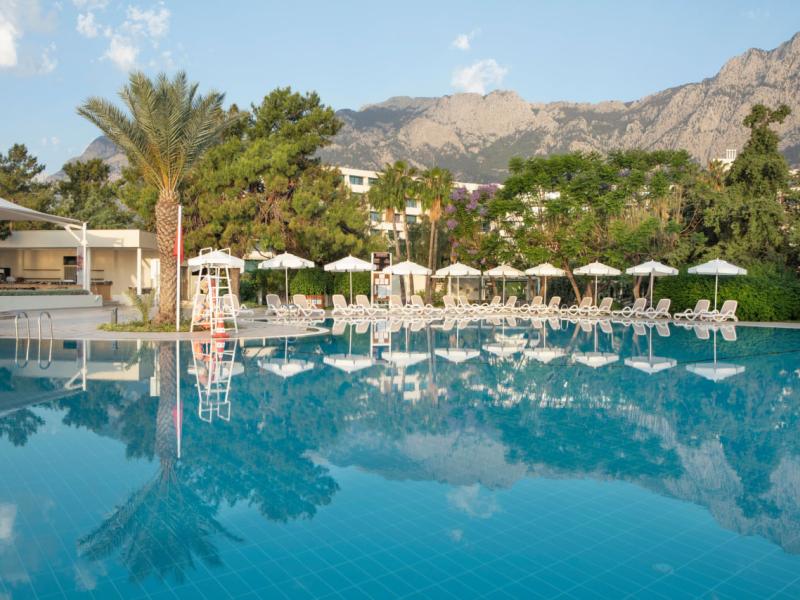 Mirage Park Resort