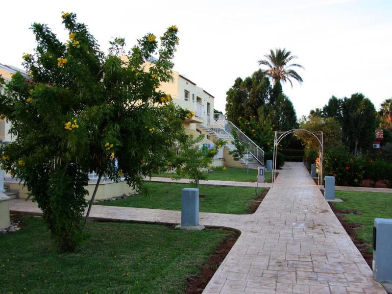 Makronisos Holiday Village