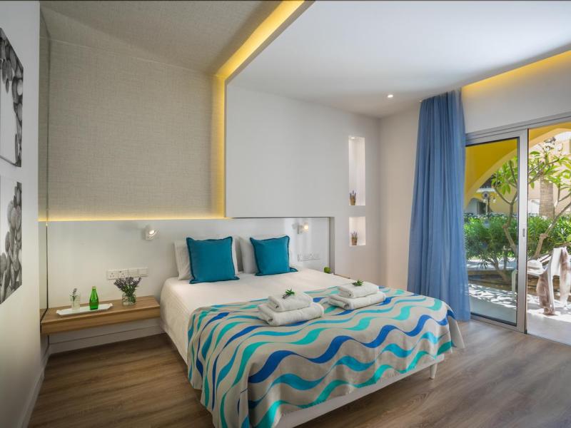 Malama Holiday Village