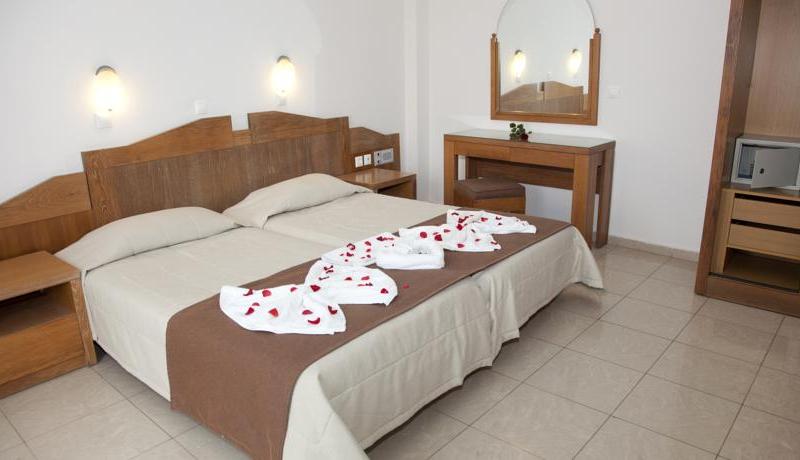 Maleme Mare Beach Resort Hotel