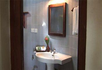 Отель Manaltheeram Ayurveda Beach Village Resort Индия, Керала, фото 48