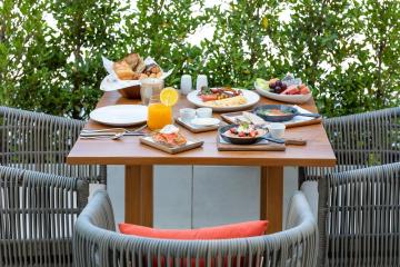 Отель Outrigger Surin Beach Resort Таиланд, пляж Сурин, фото 16