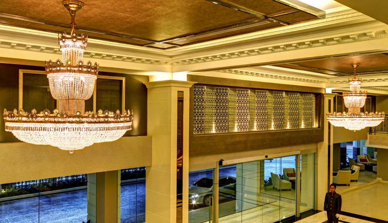 Mandarin Hotel Managed by Centre Point