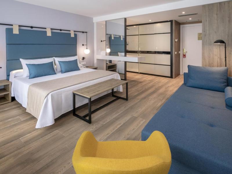 Mar Blau Hotel