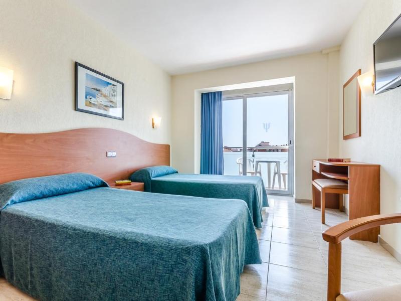 Mar Blau Hotel