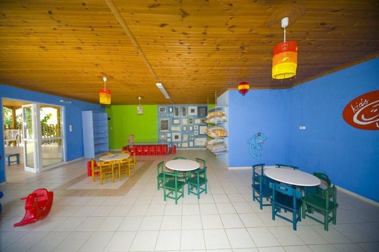 Maravel Hotel & Apartments