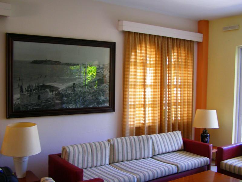 Maravel Land Beach Hotel