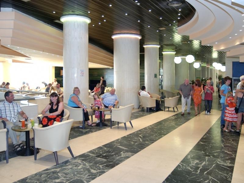 Marconfort Beach Club