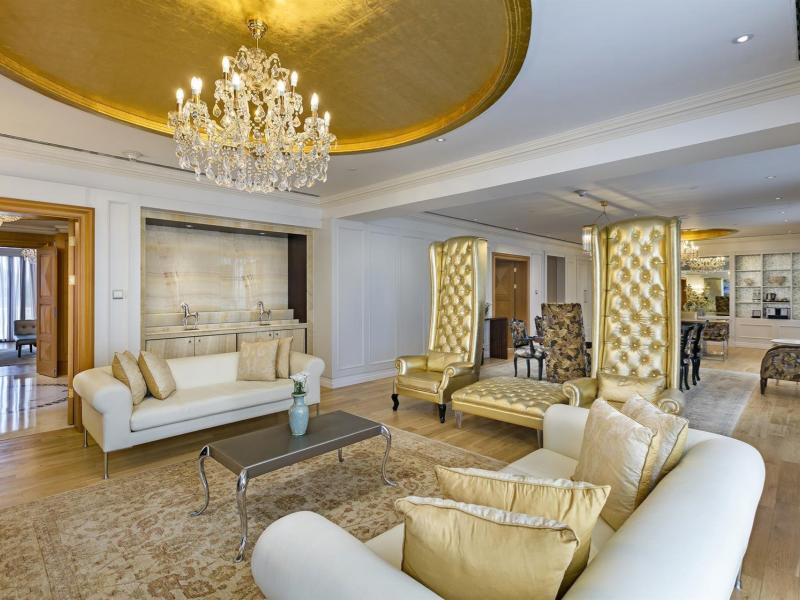 Mardan Palace