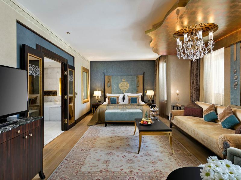 Titanic Mardan Palace