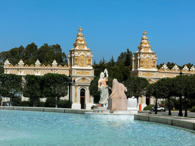 Titanic Mardan Palace