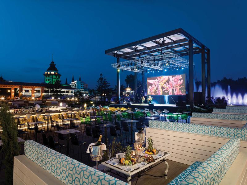 Titanic Mardan Palace