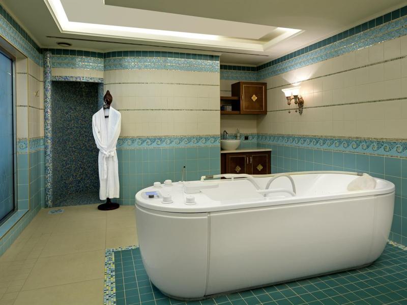 Mardan Palace