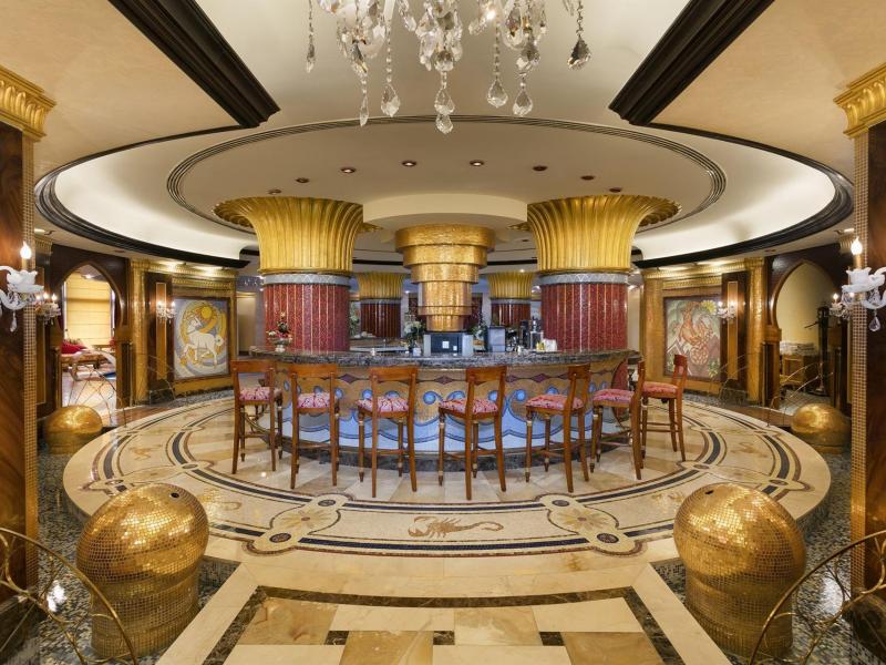 Mardan Palace