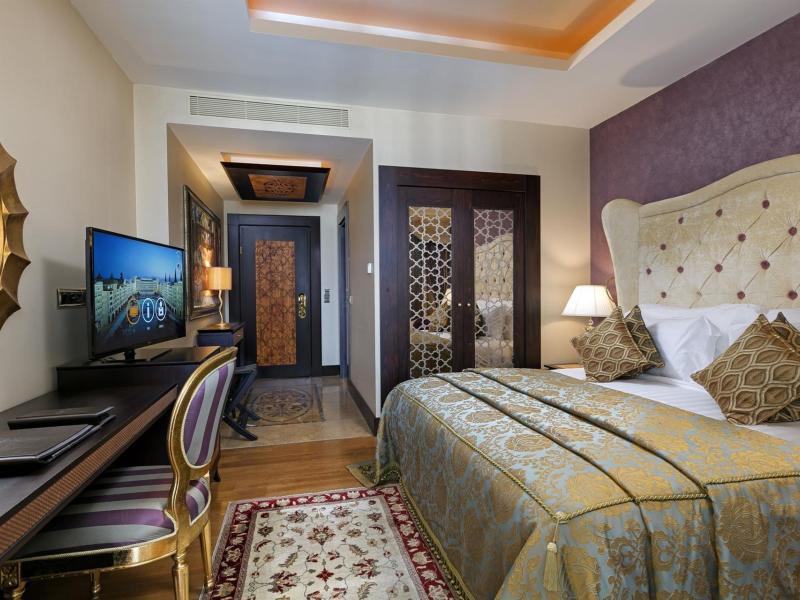 Mardan Palace