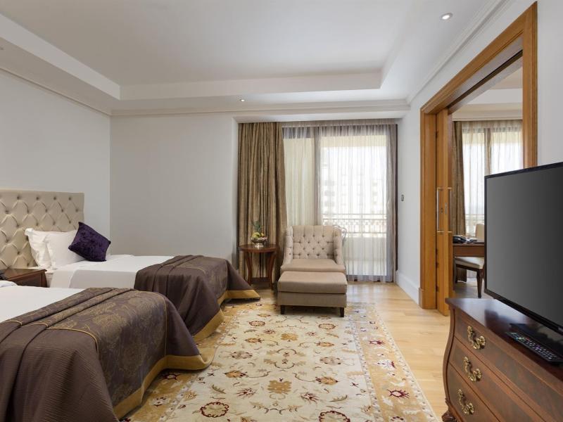 Mardan Palace
