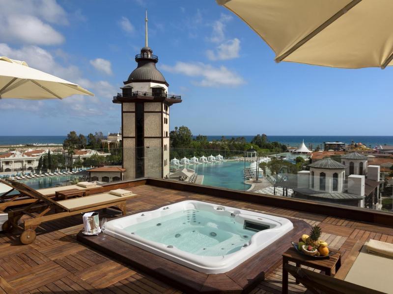 Mardan Palace