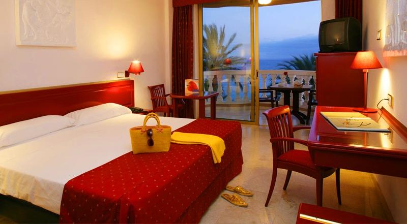 Mare Nostrum Julio Cesar Palace