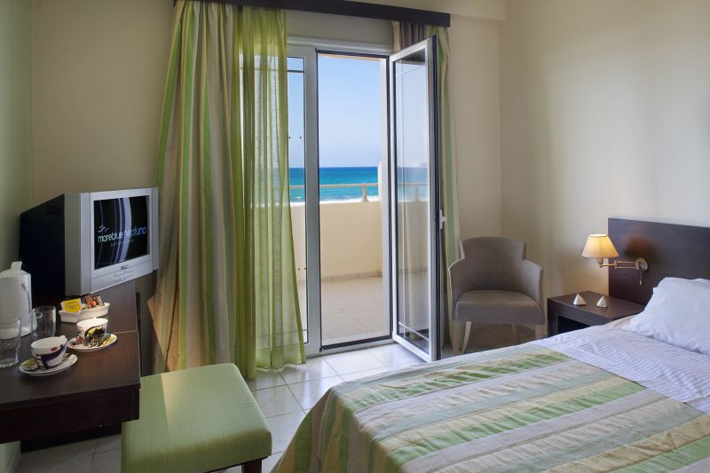 Zeus Hotels Neptuno Beach