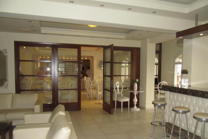 Mari Kristin Beach Hotel