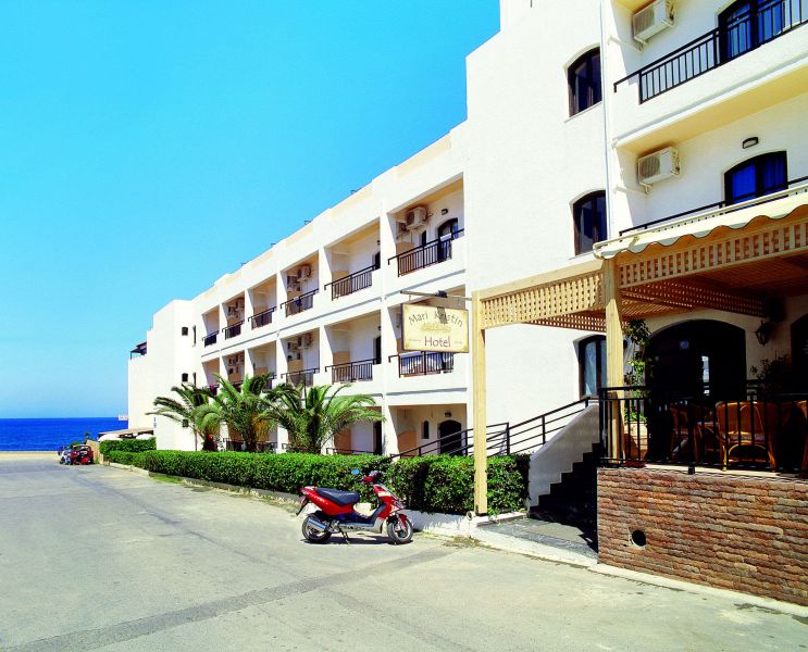 Mari Kristin Beach Hotel