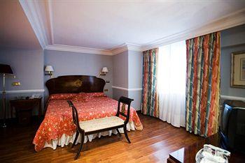 Hotel Rice Maria Luisa