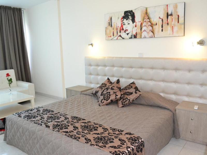 Marianna Hotel Apartments