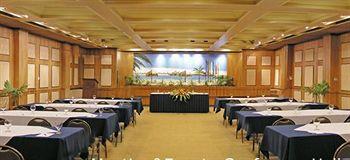 Bluewater Maribago Beach Resort