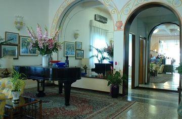 Marina (озеро Гарда)