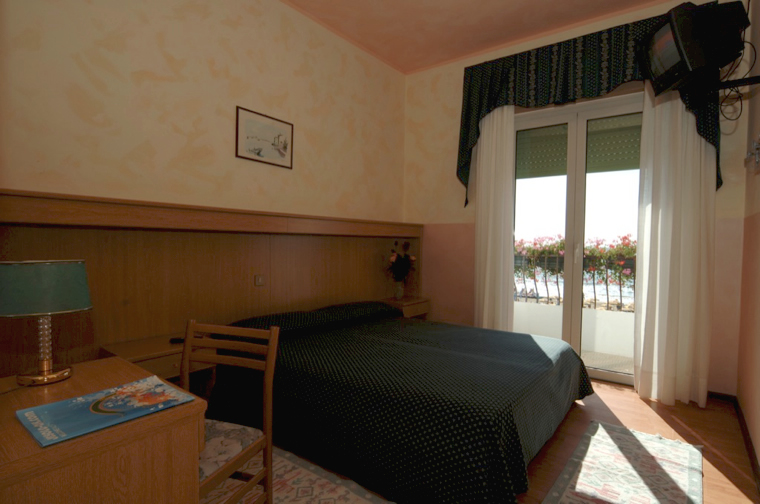 Marina (озеро Гарда)