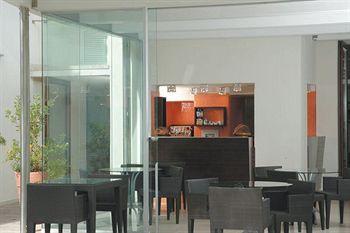 Marina 10 Boutique & Design Hotel 