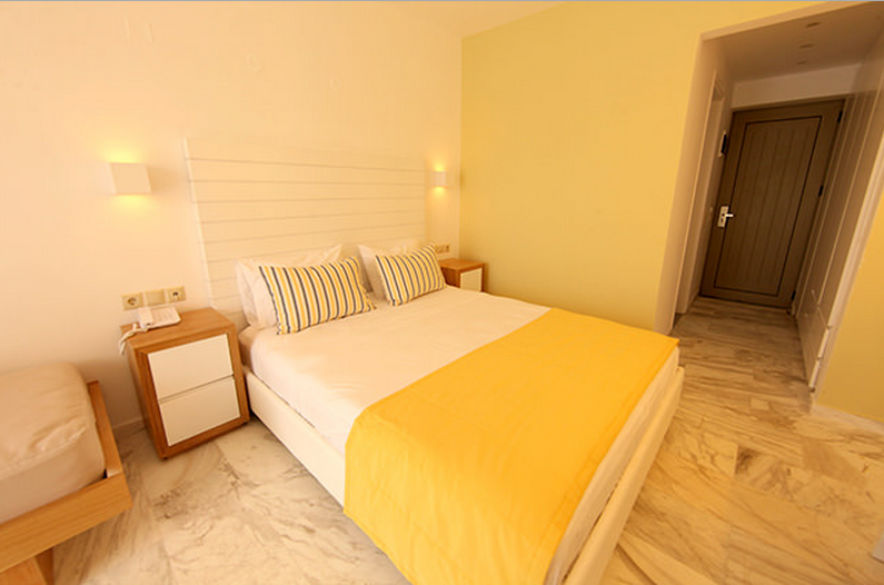 Club Marmara Marina Beach