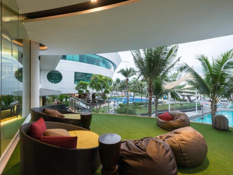 A-One The Royal Cruise Hotel