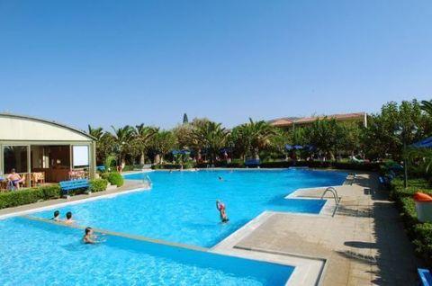 Marinos Beach Aparthotel