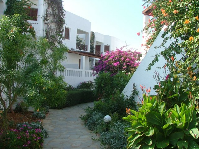 Maritimo Beach Hotel