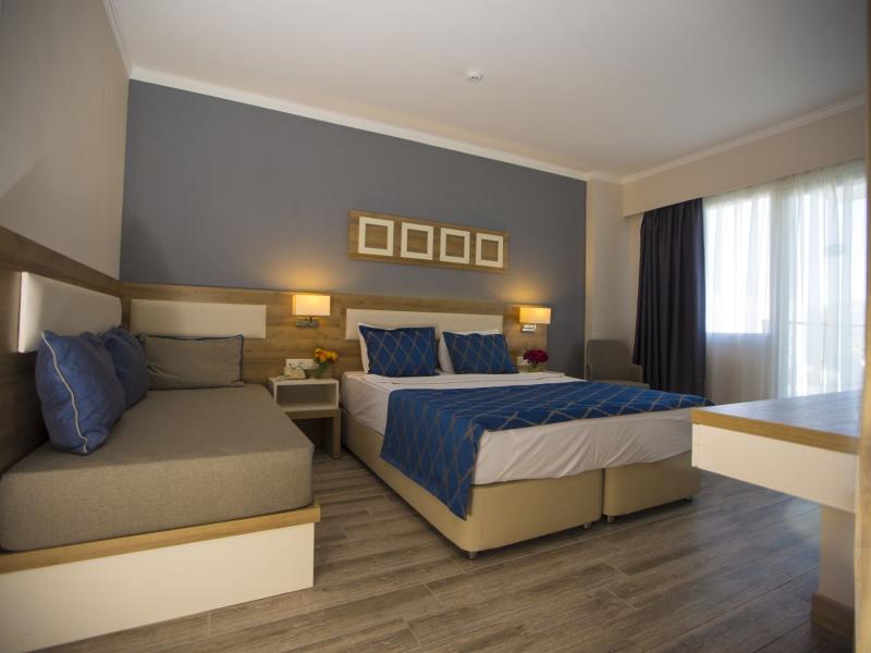 Fortezza Beach Resort