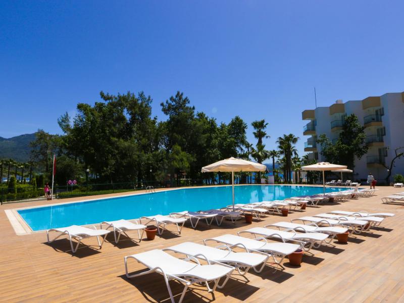 Fortezza Beach Resort