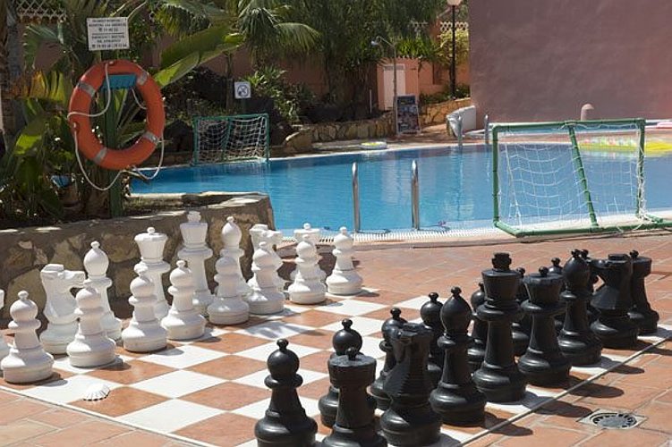 Mar-ola Park Apartments
