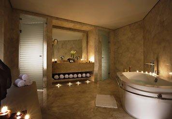 Dubai Marriott Harbour Hotel & Suites