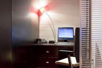 Отель Dubai Marriott Harbour Hotel & Suites ОАЭ, Джумейра, фото 19