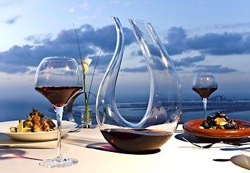 Dubai Marriott Harbour Hotel & Suites