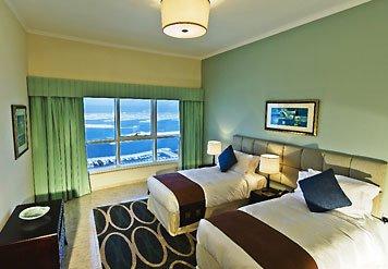 Dubai Marriott Harbour Hotel & Suites