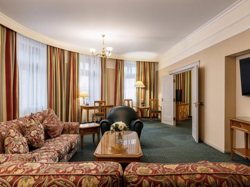 Сафмар Грандъ Москва