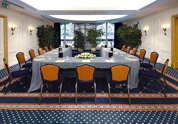 Marriott Grand Hotel Flora