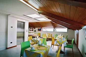 Hotel Mavino